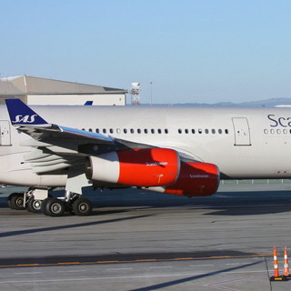 Scandinavian Airlines - SAS Airbus A340-313 LN-RKG  "Gudrod Viking"