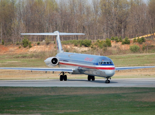 CLT 3-29-09 N446AA