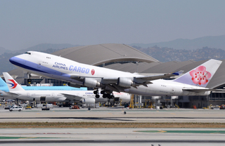 B-18715 LAX
