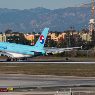 Korean A380 Lands at LAX