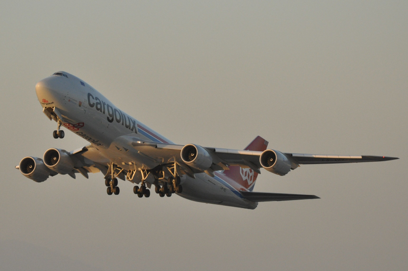 Image: LX-VCI    747-800  LAX