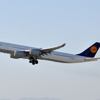 D-AIHW LAX