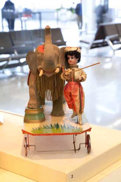 Image: Installation view of "Automata: Mechanical Wonders of the Nineteenth Century"