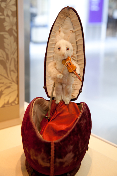 Image: Installation view of "Automata: Mechanical Wonders of the Nineteenth Century"