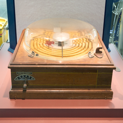 Image: Installation view of "The Automatic Age: Coin-Operated Machines"