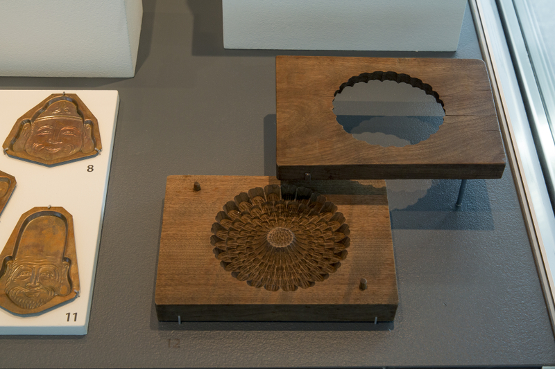 Image: Installation view of "Mingei: Traditional Japanese Arts "