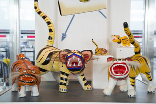 Image: Installation view of "Mingei: Traditional Japanese Arts "