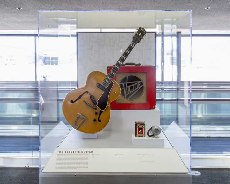 Image: Installation view of "Life and Style in the Age of Art Deco"