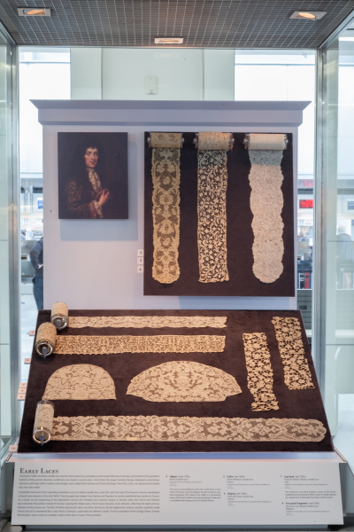 Image: Installation view of "Lace: A Sumptuous History (1600s-1900s)"