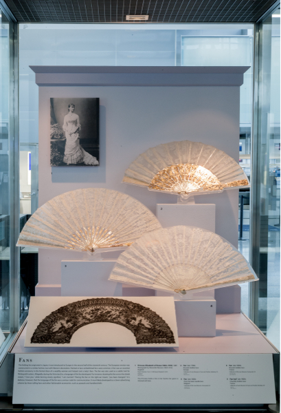 Image: Installation view of "Lace: A Sumptuous History (1600s-1900s)"
