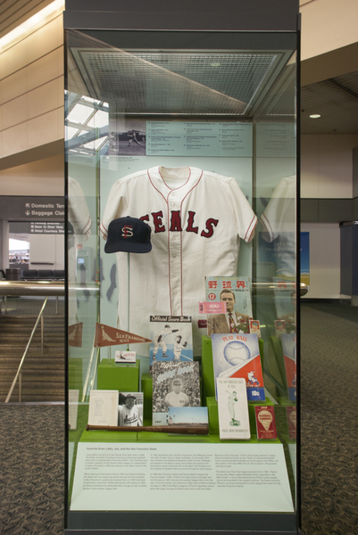 Image: Installation view of "Baseball by the Bay: San Francisco, Oakland, and the National Pastime"