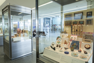 Image: Installation view of "Souvenirs: Tokens of Travel"