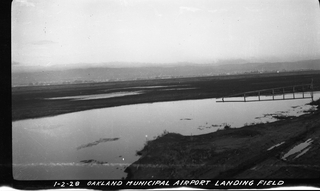 Image: negative: Oakland Municipal Airport, landing field