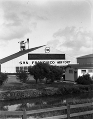 Image: negative: San Francisco Airport, Hangar No. 1