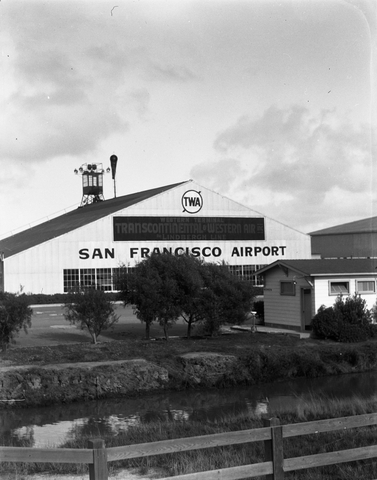 Negative: San Francisco Airport, Hangar No. 1