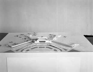 Image: negative: San Francisco Airport, Terminal Building architectural model