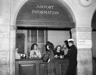 Image: negative: San Francisco Airport, passenger waiting room, ticket counter