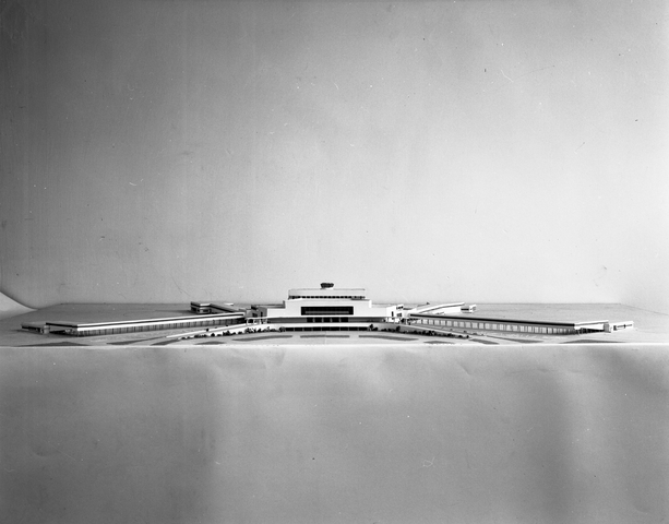Negative: San Francisco Airport, Terminal Building architectural model
