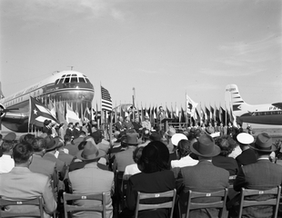 Image: negative: San Francisco Airport, Terminal Building, groundbreaking ceremony