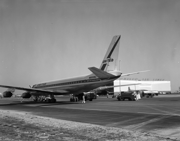 Negative: San Francisco International Airport (SFO), United Air Lines, Douglas DC-8-51