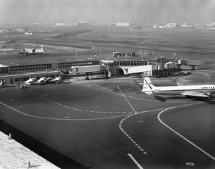 Image: negative: San Francisco International Airport (SFO), Pier B exterior