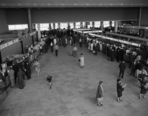 Image: negative: San Francisco International Airport (SFO), Central Terminal lobby