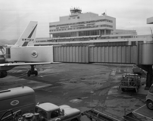 Image: negative: San Francisco International Airport (SFO), Central Terminal and jetway for United Air Lines
