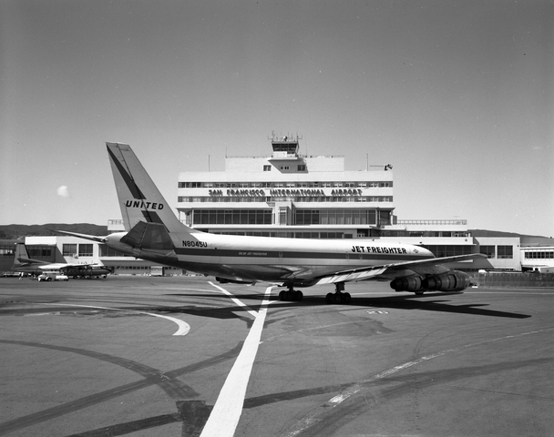 Negative: San Francisco International Airport (SFO), Central Terminal Building, United Air Lines, Douglas DC-8-50F