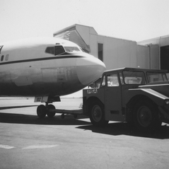 Image: photograph: San Francisco International Airport (SFO), Pacific Southwest Airlines (PSA) jetway and airplane