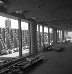 Image: negative: San Francisco International Airport (SFO), parking garage construction