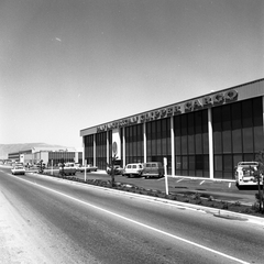 Image: negative: San Francisco International Airport (SFO), Pan American World Airways, Clipper Cargo building
