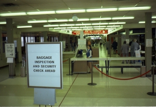 Image: negative: San Francisco International Airport (SFO), terminal interior, security checkpoint