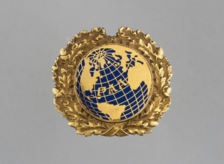 Image: flight officer cap badge: Pan American World Airways