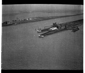 Image: negative: Stanley Henry Page, San Francisco Bay Area, ferry terminal