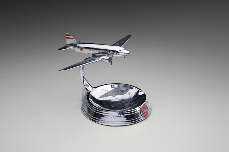Image: ashtray: Transcontinental & Western Air (TWA), Douglas DC-3