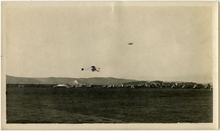 Image: photograph: Curtiss Model D, 1911 Aviation Meet, Tanforan
