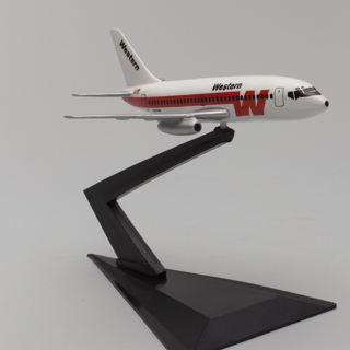 model airplane: Western Airlines, Boeing 737-200