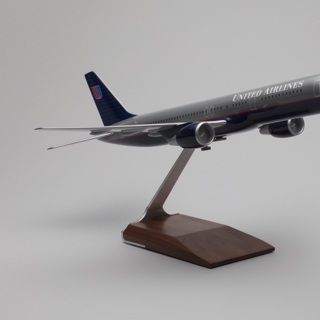 Image #4: model airplane: United Airlines, Boeing 757-500