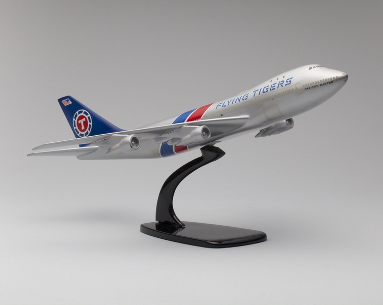 Image: model airplane: Flying Tigers (Cargo), Boeing 747-100F