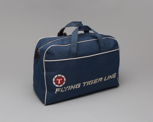 airline bag: Flying Tiger Line