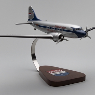 Image #5: model airplane: United Air Lines, Douglas DC-3