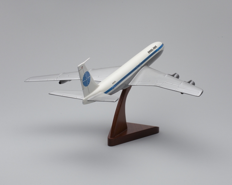 Image: model airplane: Pan American World Airways, Boeing 707-320