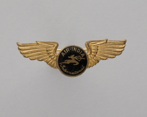 Image: flight officer wings: Air India