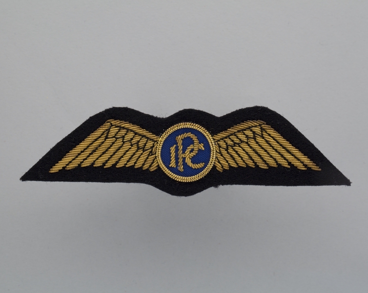 Image: flight officer wings: Iraq Petroleum Company