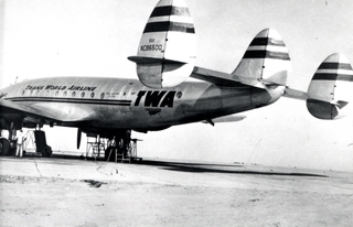 Image: photograph: TWA (Trans World Airlines), Lockheed L-049 Constellation