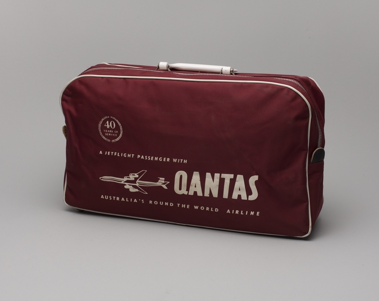 Image: airline bag: Qantas Empire Airways