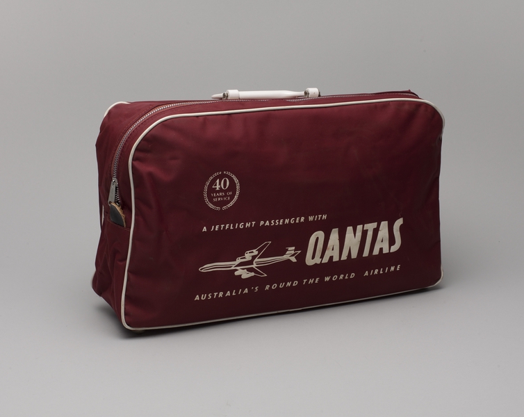 Image: airline bag: Qantas Empire Airways