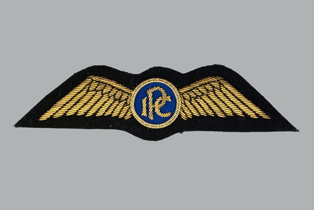 Flight officer wings: Iraq Petroleum Company