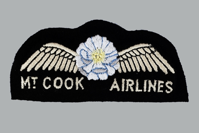 Flight officer wings: Mt. Cook Airlines