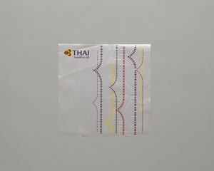 Image: meal tray liner: Thai Airways